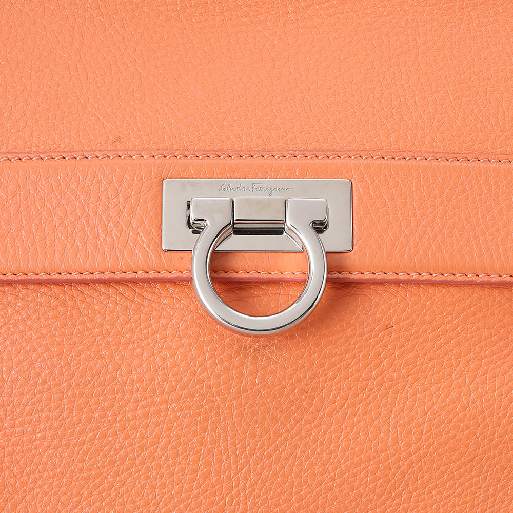 FERRAGAMO(USED)페레가모 소피아백